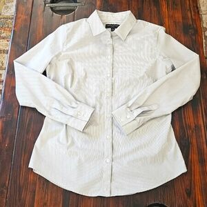 Banana Republic Women's Tailored Fit Classic Black & White Strip Shirt Sz 6